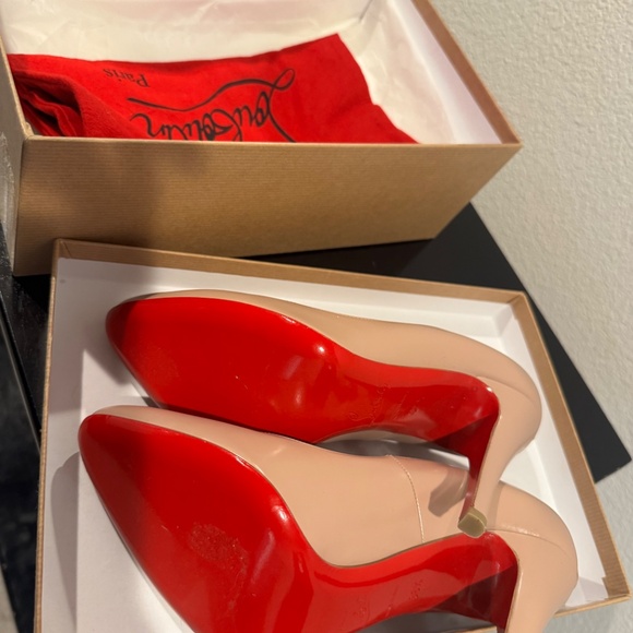 NEW! Christian Louboutin Décolleté 868 100 Jazz Calf Nude Heels 37.5 - Picture 4 of 5